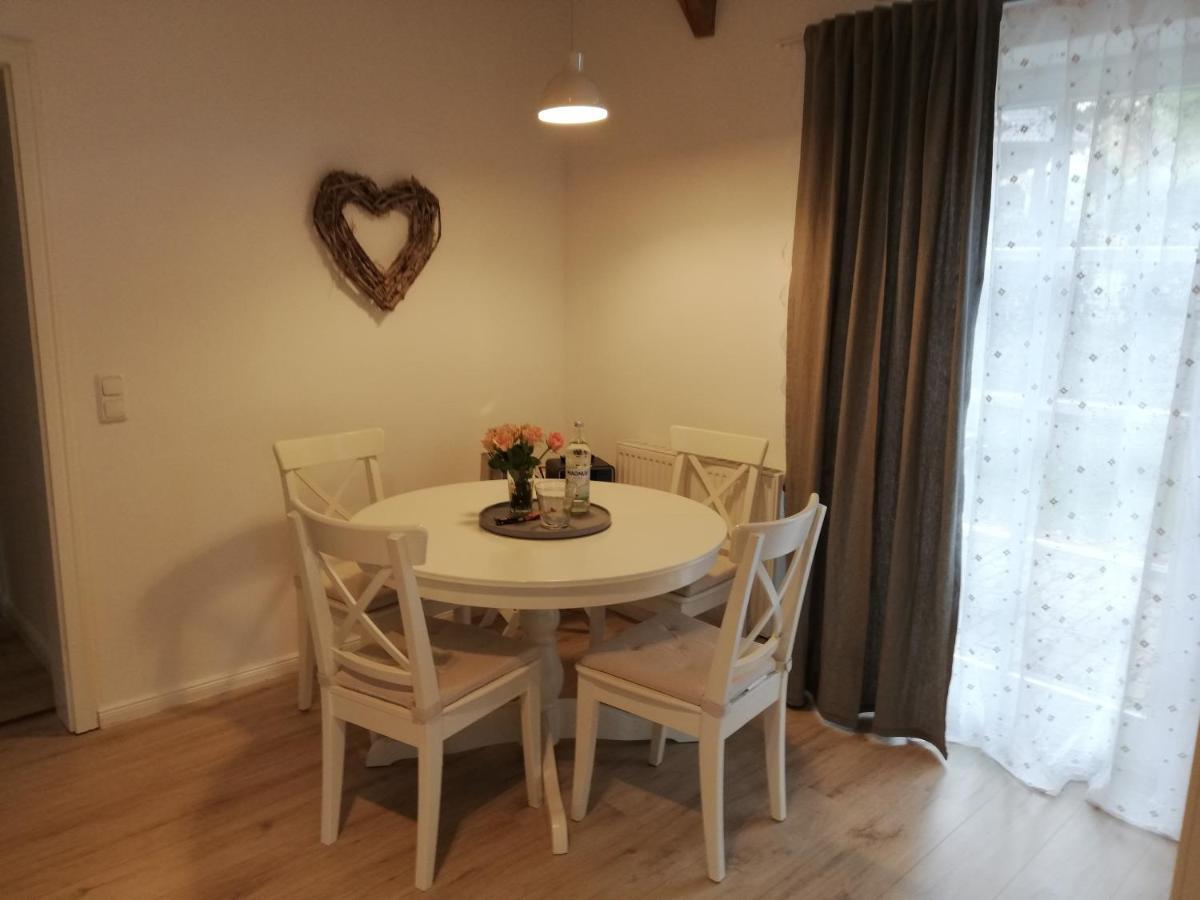 Appartamento Fachwerkkate Vogelsen Esterno foto